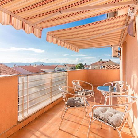 Malinska - Apartment Glavas Екстериор снимка