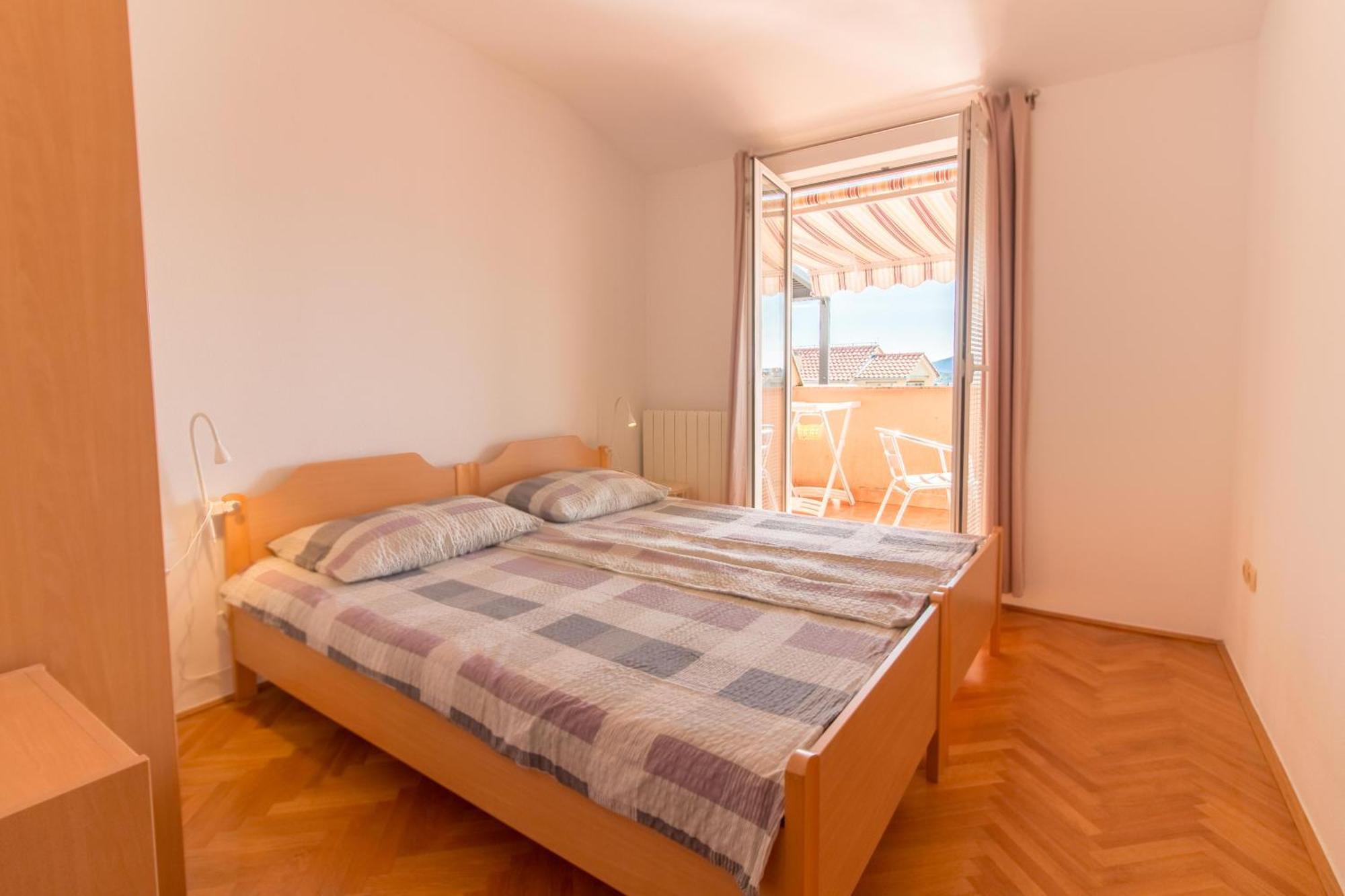 Malinska - Apartment Glavas Екстериор снимка