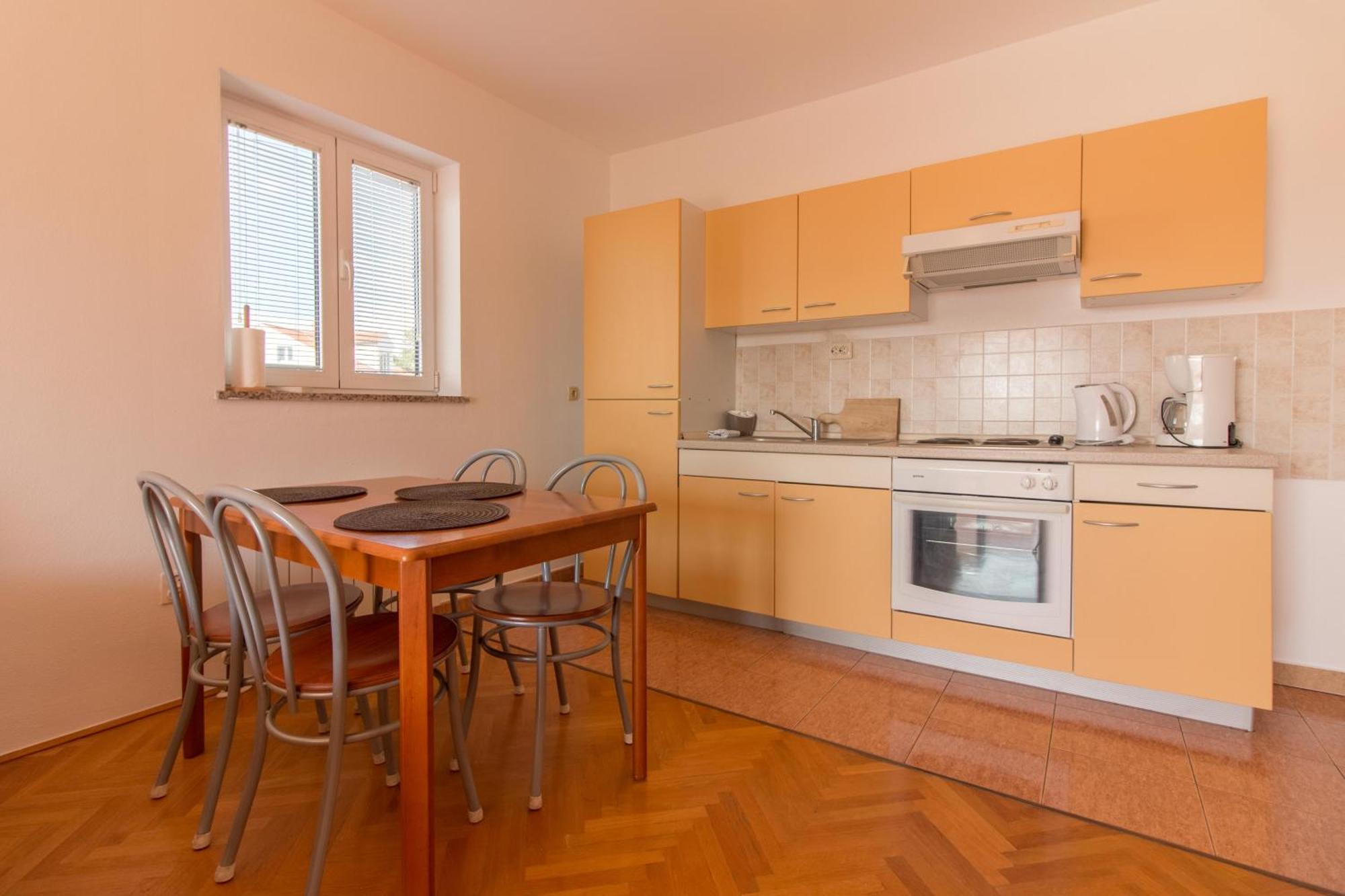 Malinska - Apartment Glavas Екстериор снимка