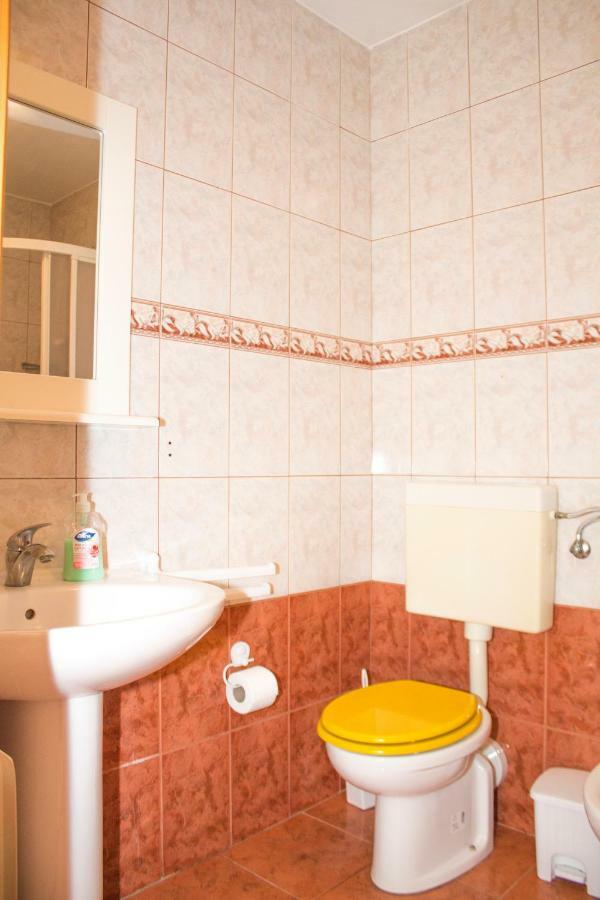 Malinska - Apartment Glavas Екстериор снимка